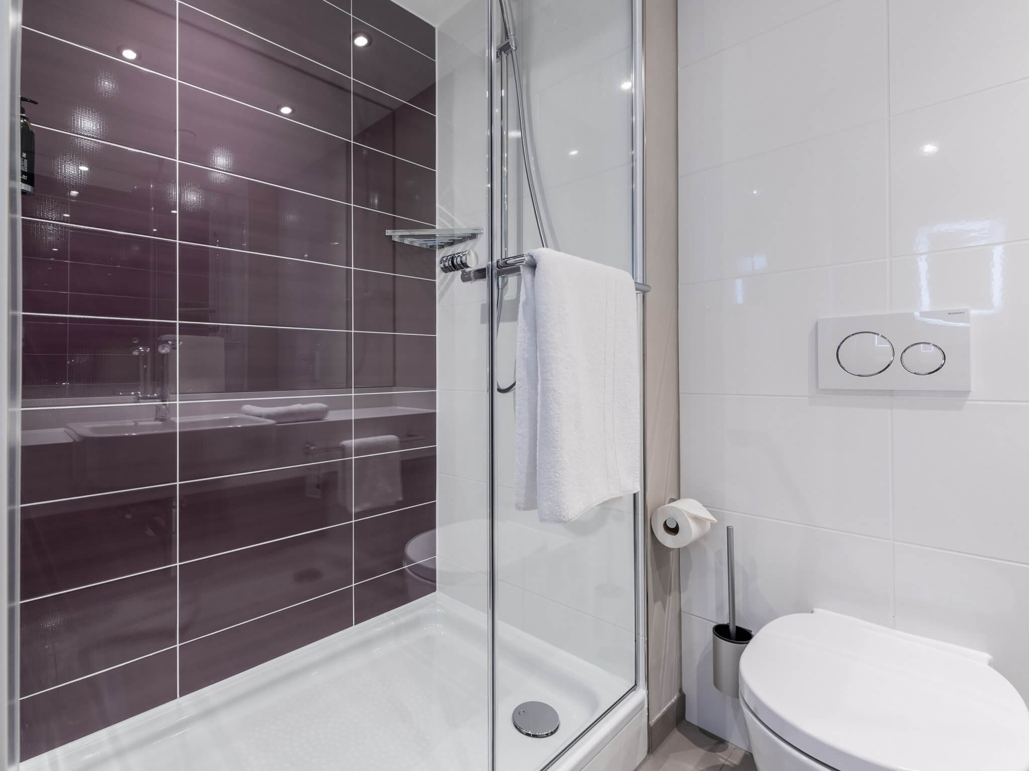 Dusche Hotel Premier Inn München City